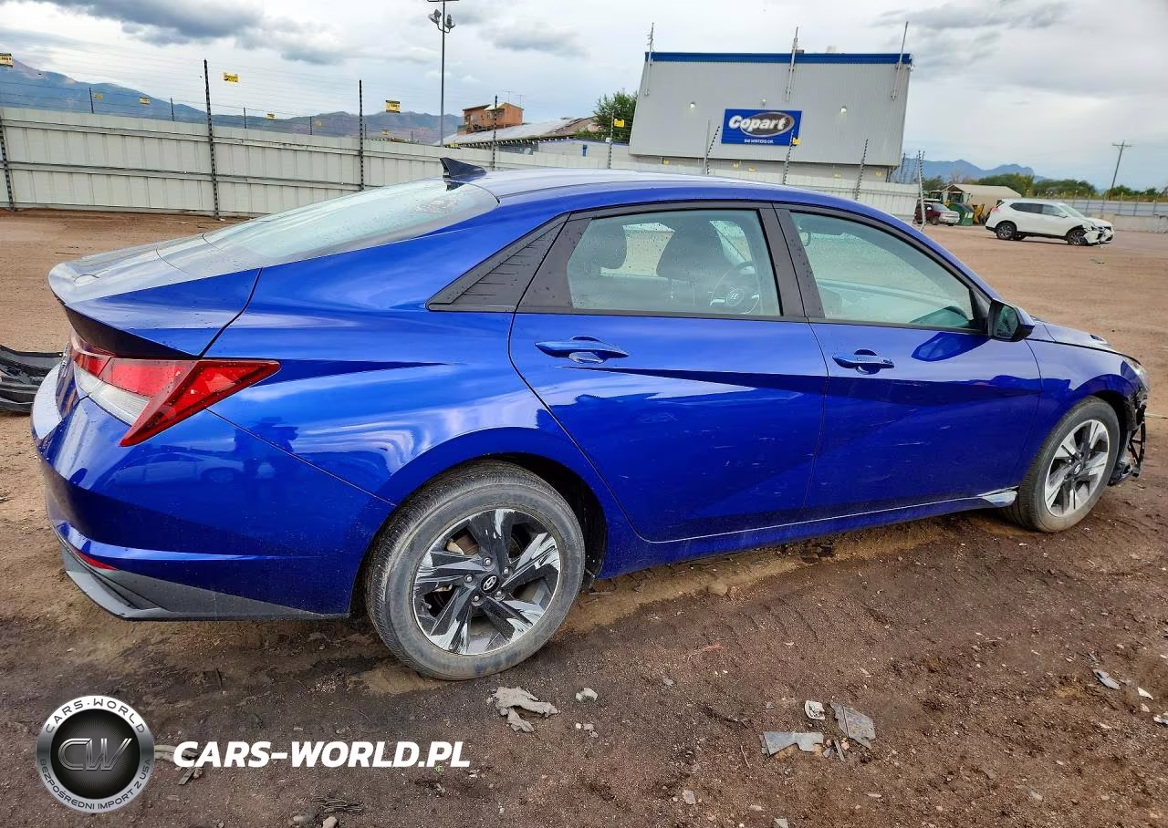 2023 Hyundai Elantra Sel VIN:KMHLM4AG9PU448708 - 3