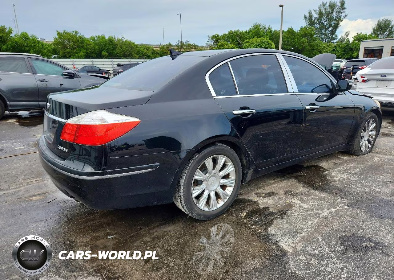 2010 Hyun Genesis VIN:KMHGC4DE6AU100726 - 3