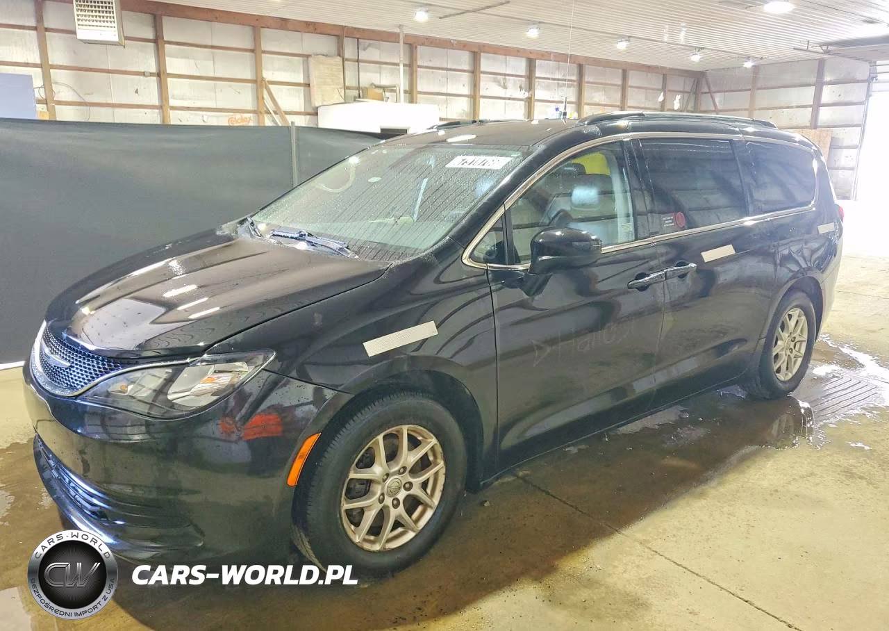 2020 Chrysler Voyager Lxi