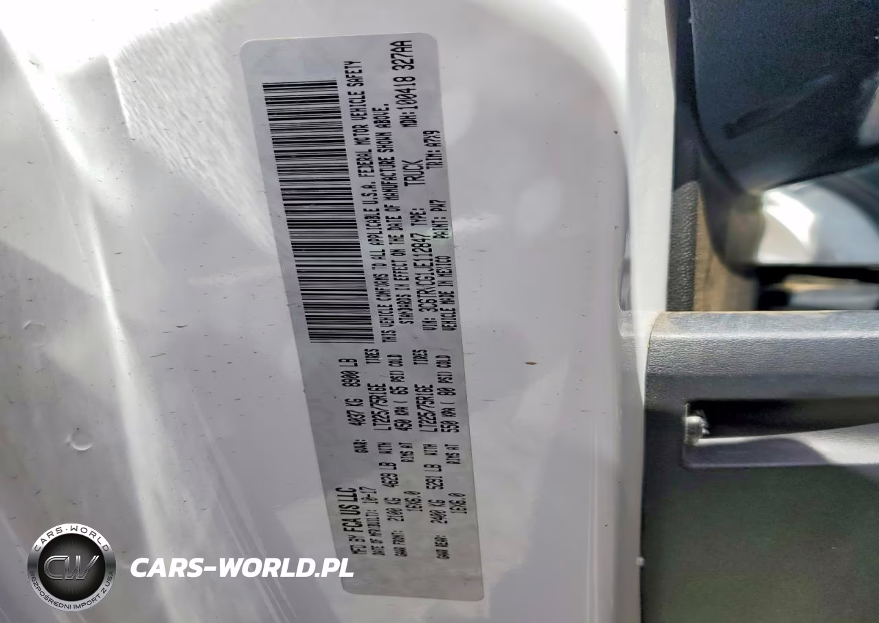 2018 Ram Promaster 2500 Delivery Van VIN:3C6TRVCG1JE112847 - 14