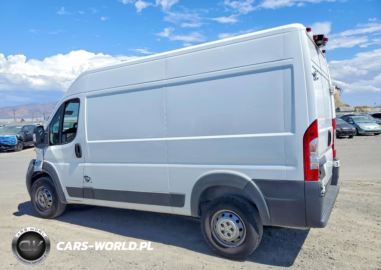 2018 Ram Promaster 2500 Delivery Van VIN:3C6TRVCG1JE112847 - 2