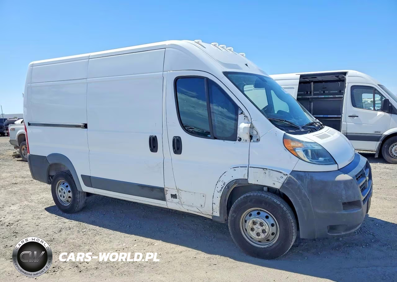 2018 Ram Promaster 2500 Delivery Van VIN:3C6TRVCG1JE112847 - 4