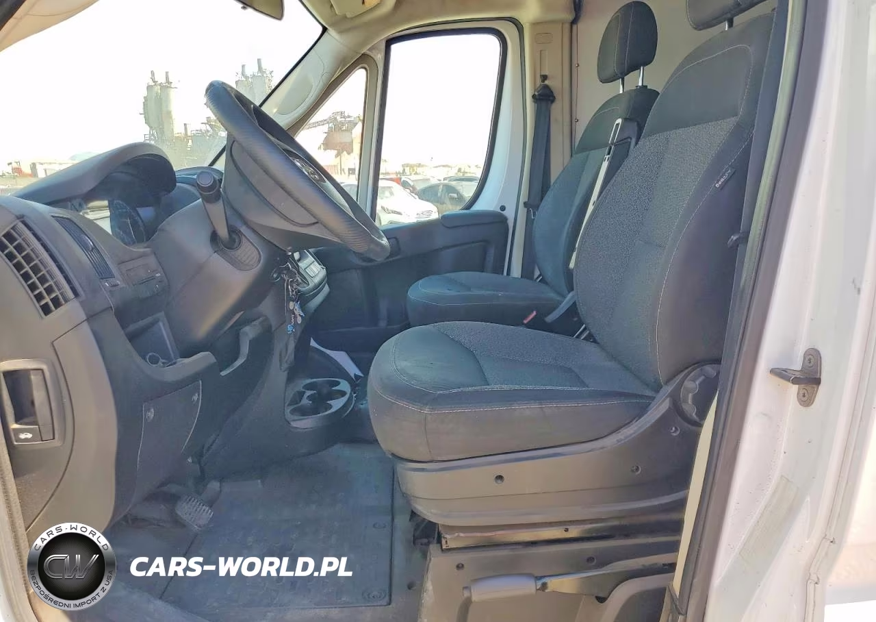 2018 Ram Promaster 2500 Delivery Van VIN:3C6TRVCG1JE112847 - 7