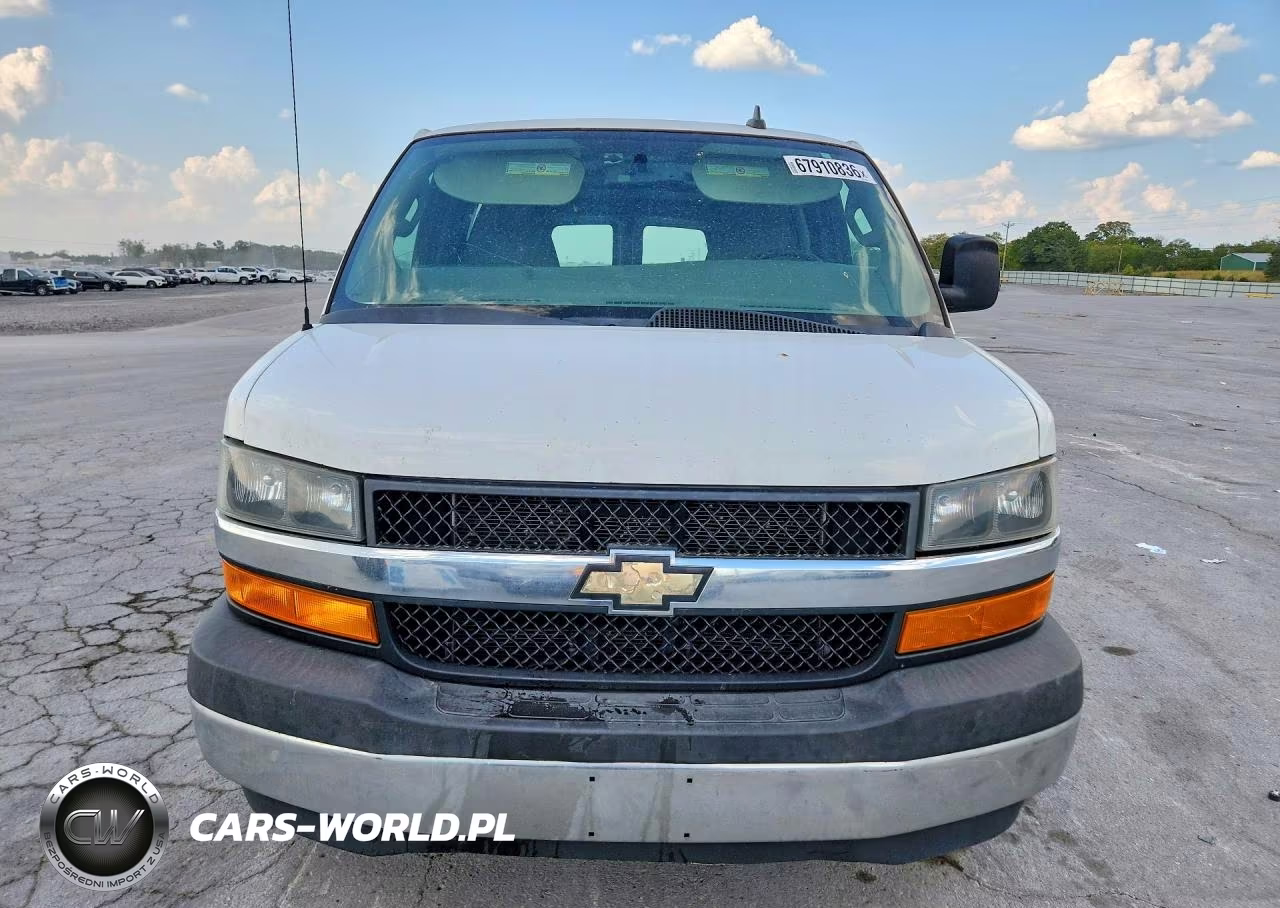 2020 Chevrolet Express 2500 Cargo Delivery Van VIN:1GCWGAFG4L1226816 - 5
