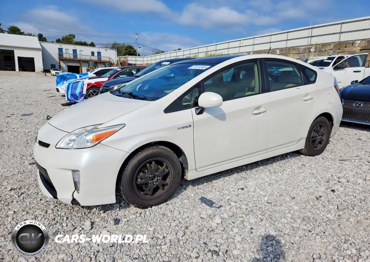2013 Toyota Prius Four – zdjęcie 1 z 12