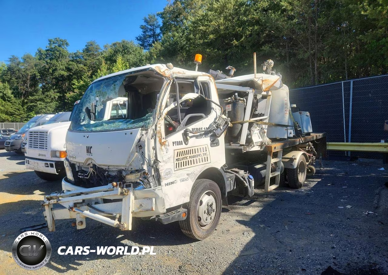 2016 Hino 195 - Utility - Service Bed – zdjęcie 1 z 12