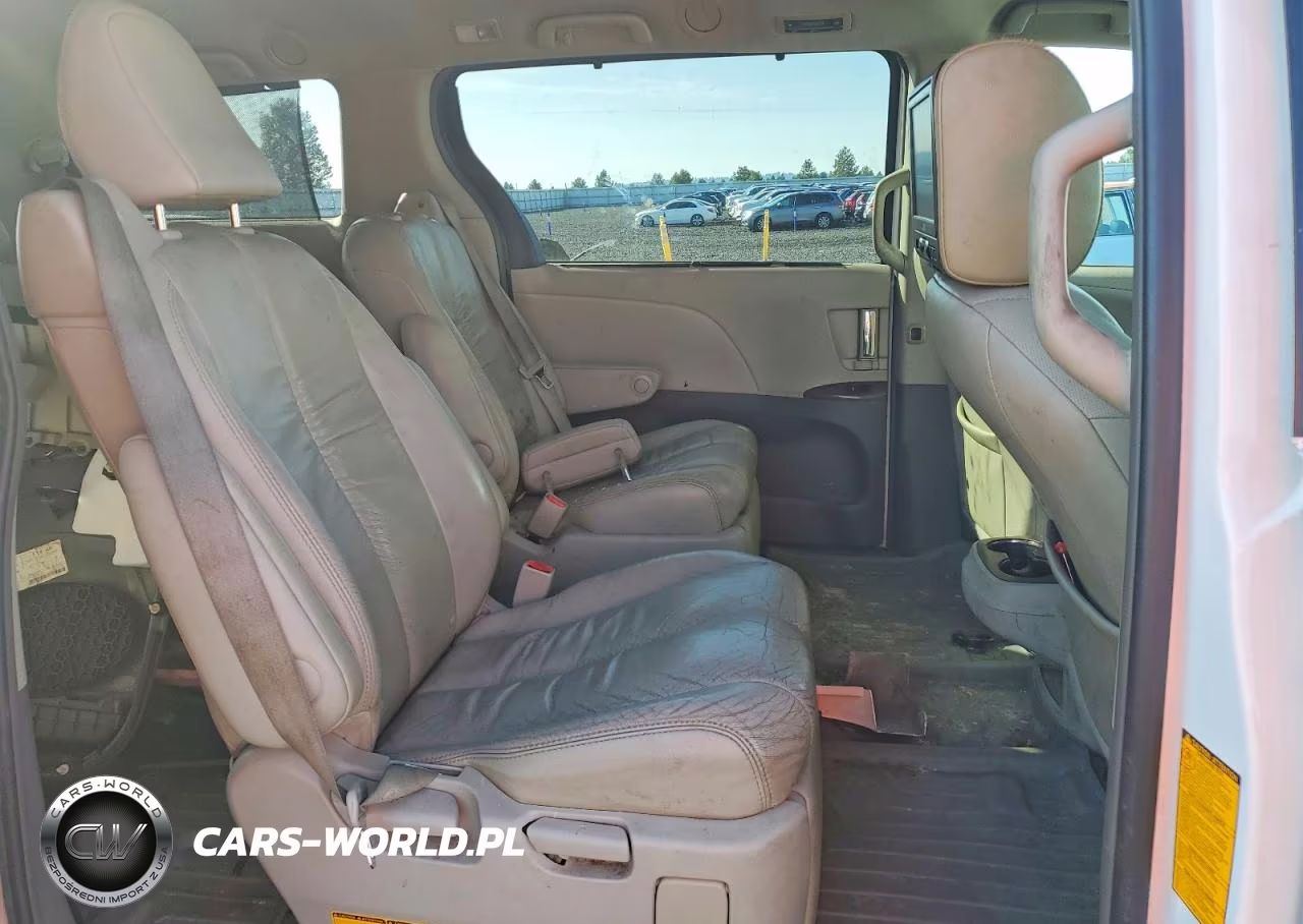 2011 Toyota Sienna Xle 7-Passenger VIN:5TDDK3DC4BS029888 - 11