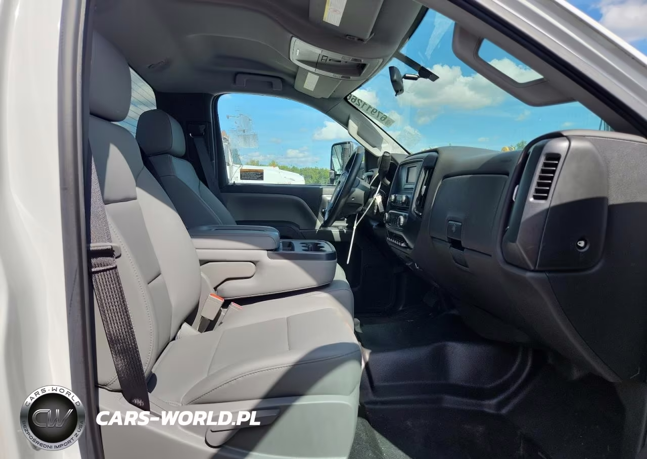 2020 Chevrolet Silverado Medium Duty VIN:1HTKHPVM8LH599650 - 10