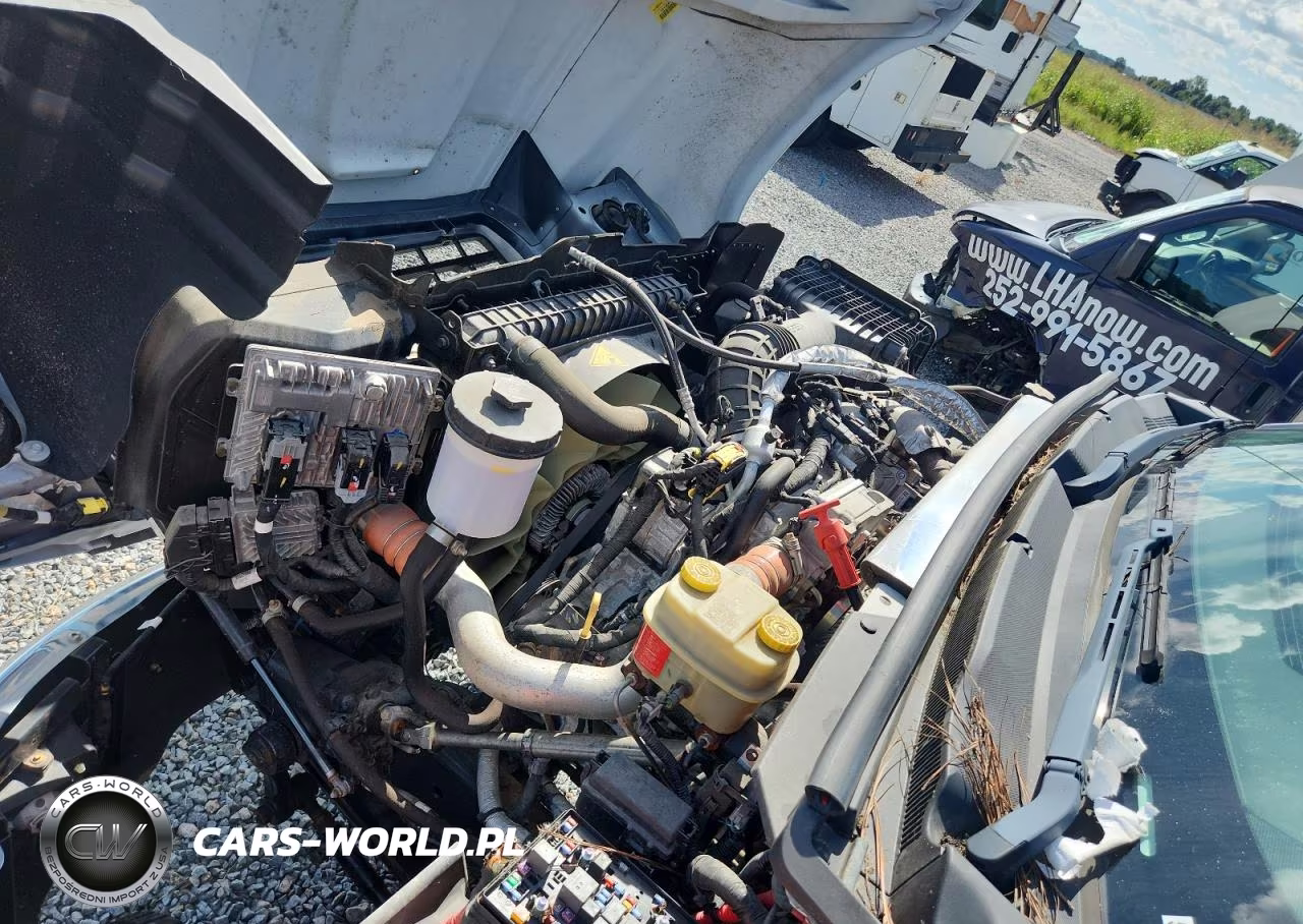2020 Chevrolet Silverado Medium Duty VIN:1HTKHPVM8LH599650 - 11