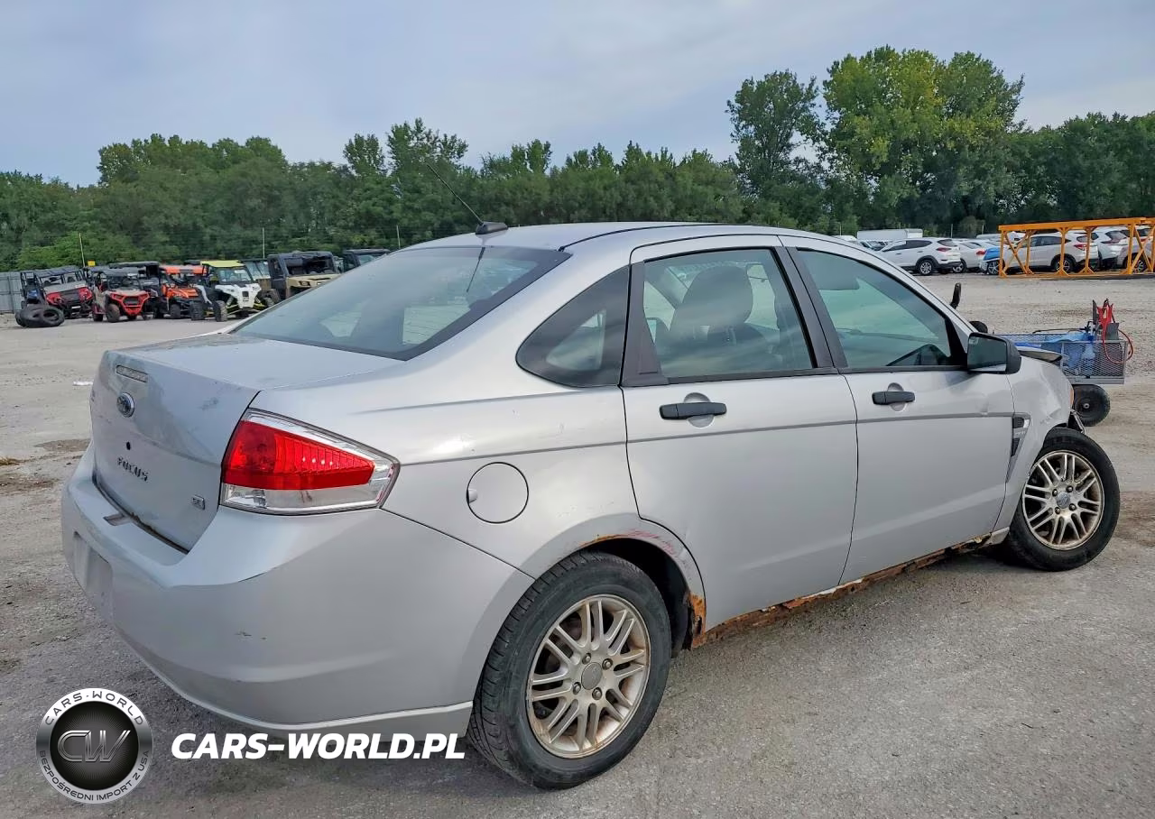 2008 Ford Focus Se VIN:1FAHP35N98W242790 - 3