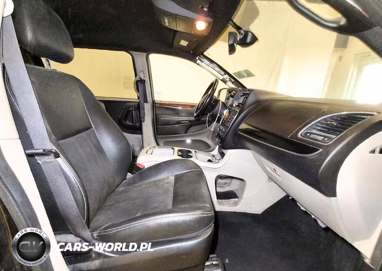 2020 Dodge Grand Caravan Sxt VIN:2C4RDGCG8LR193621 - 14
