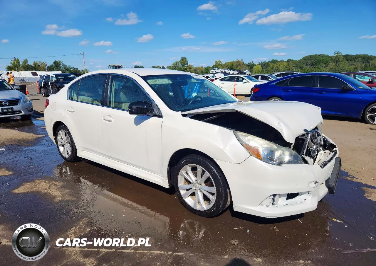 2014 Subaru Legacy 2.5I VIN:4S3BMBA65E3033318 - 4