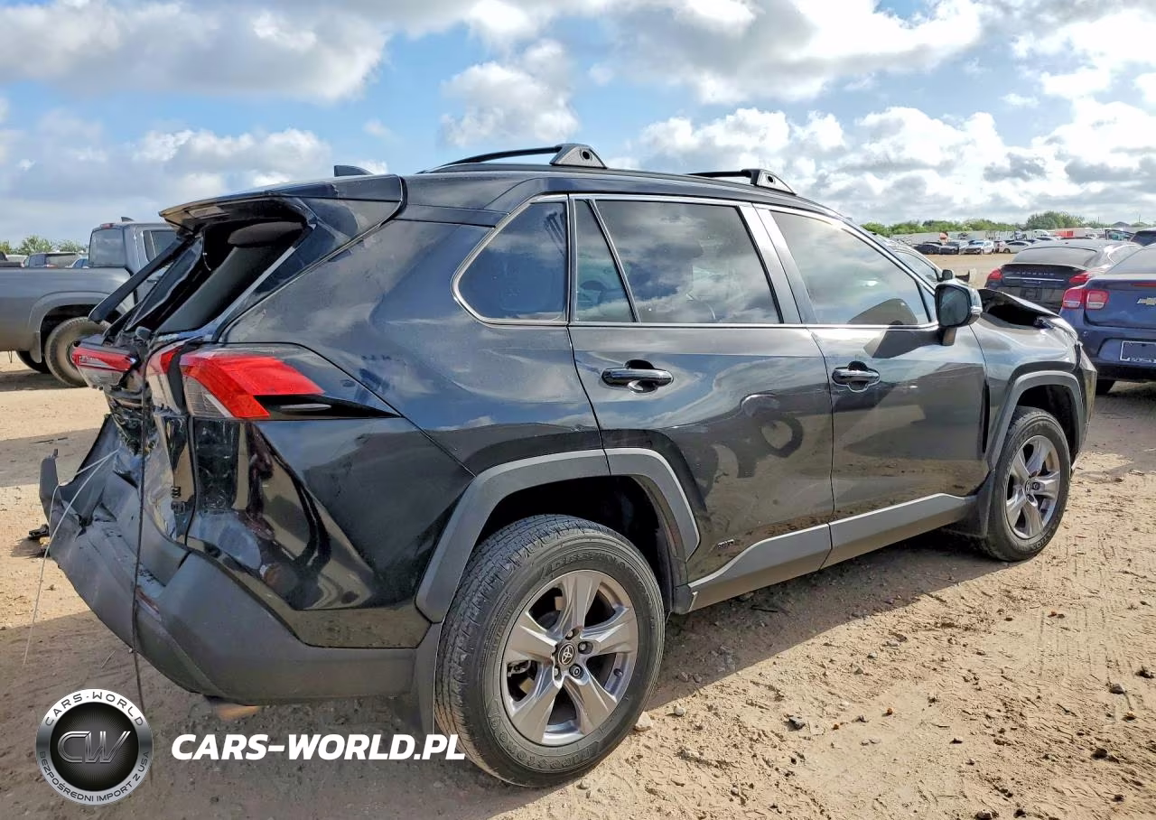 2024 Toyota Rav4 Hybrid Xle VIN:4T3RWRFV7RU128502 - 3