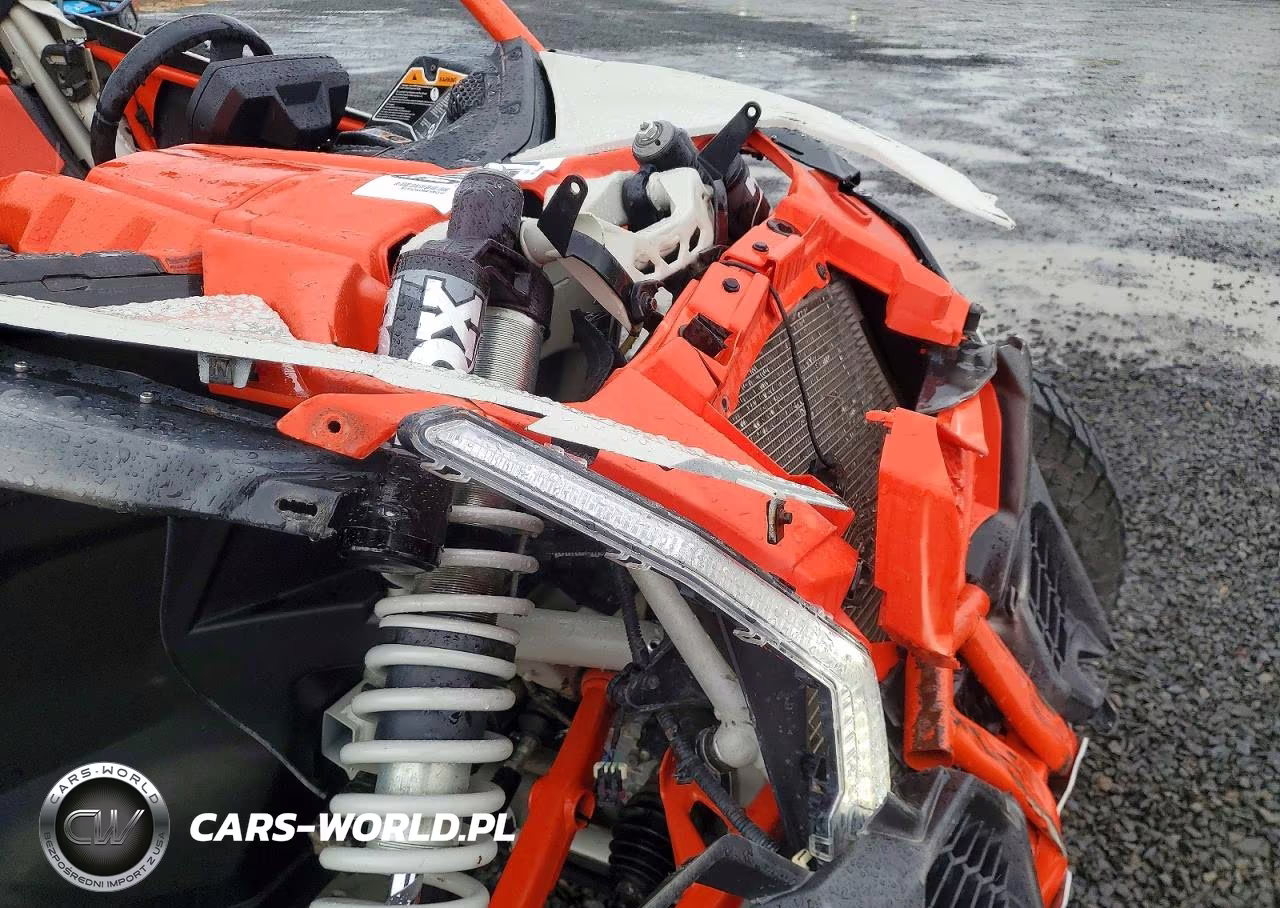 2021 Can-Am Maverick X3 Utility Vehicle VIN:3JBVVAV42MK001872 - 9