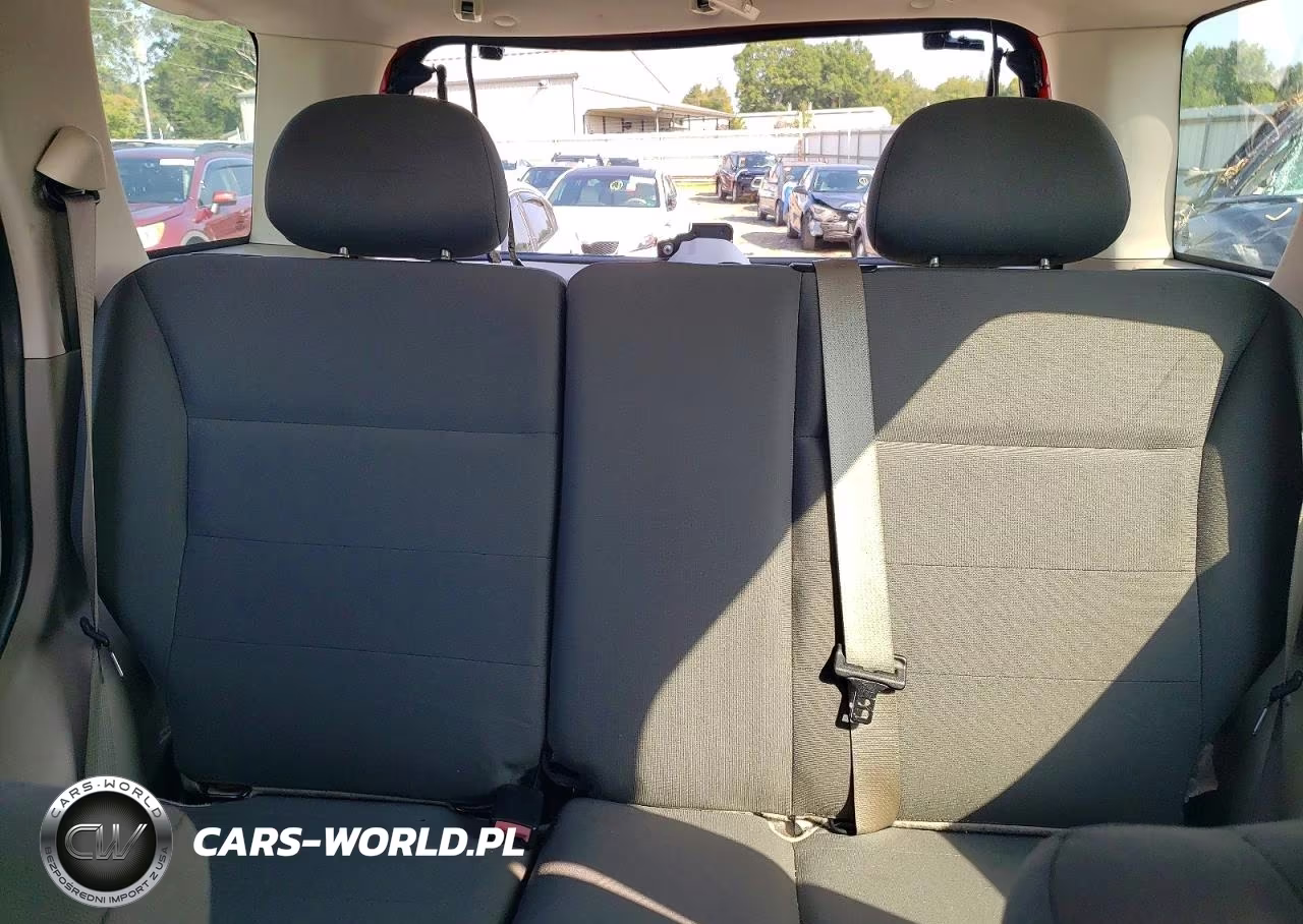 2009 Ford Escape Xls VIN:1FMCU02739KA58970 - 10