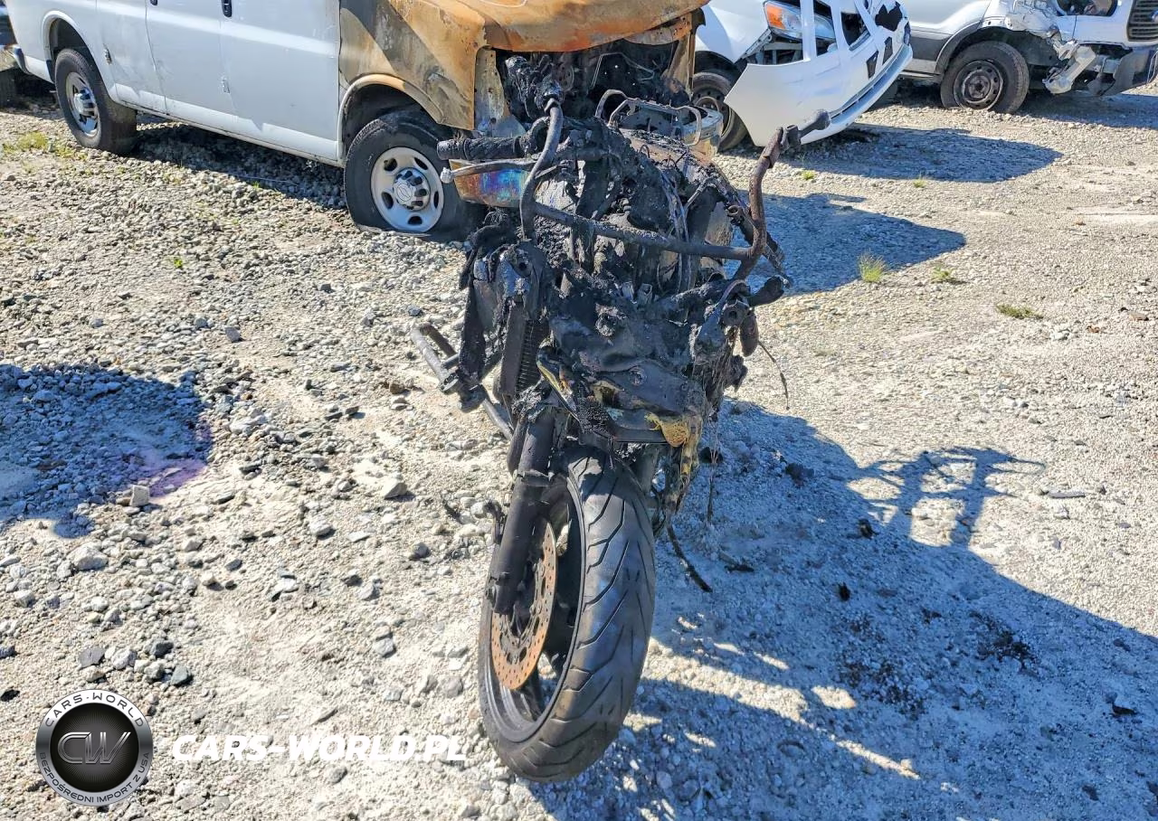 2003 Yamaha Yzf600 R VIN:JYA5AHE093A035303 - 2