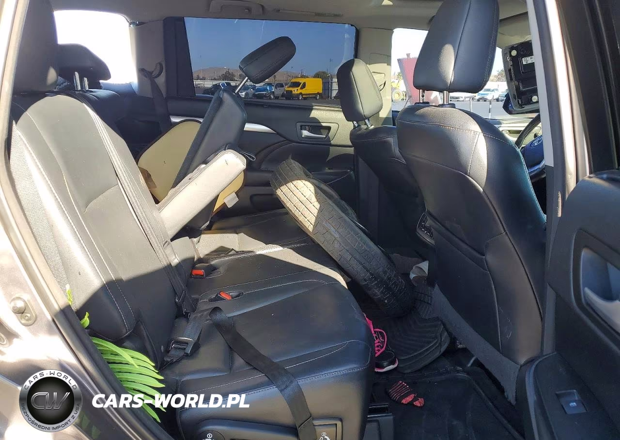 2015 Toyota Highlander Xle VIN:5TDJKRFH3FS122244 - 10