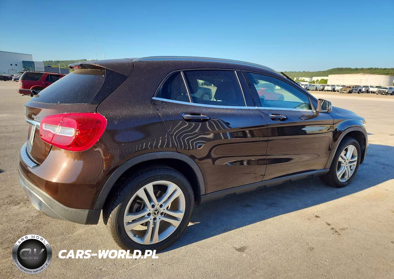 2018 Mercedes-Benz Gla 250 4Matic VIN:WDCTG4GB0JJ425361 - 3