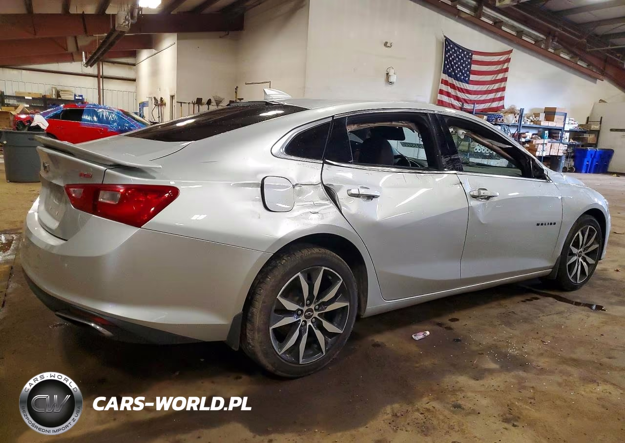 2020 Chevrolet Malibu Rs VIN:1G1ZG5ST0LF063598 - 3