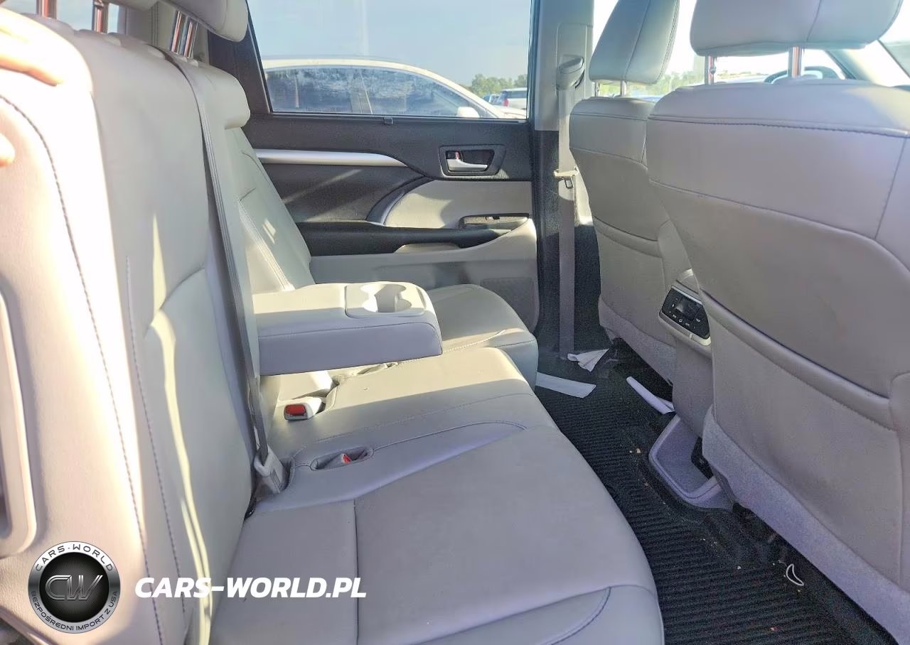 2019 Toyota Highlander Hybrid Xle VIN:5TDJGRFH6KS069700 - 10