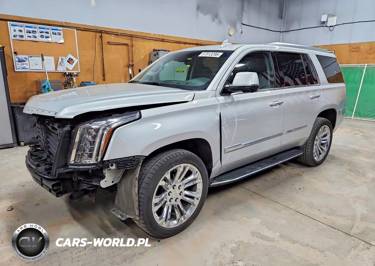 2018 Cadillac Escalade Luxury