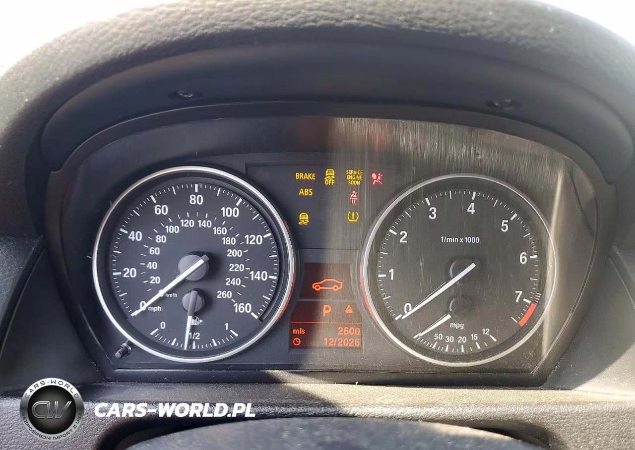 2015 BMW X1 xDrive28I VIN:WBAVL1C55FVY30508 - 9