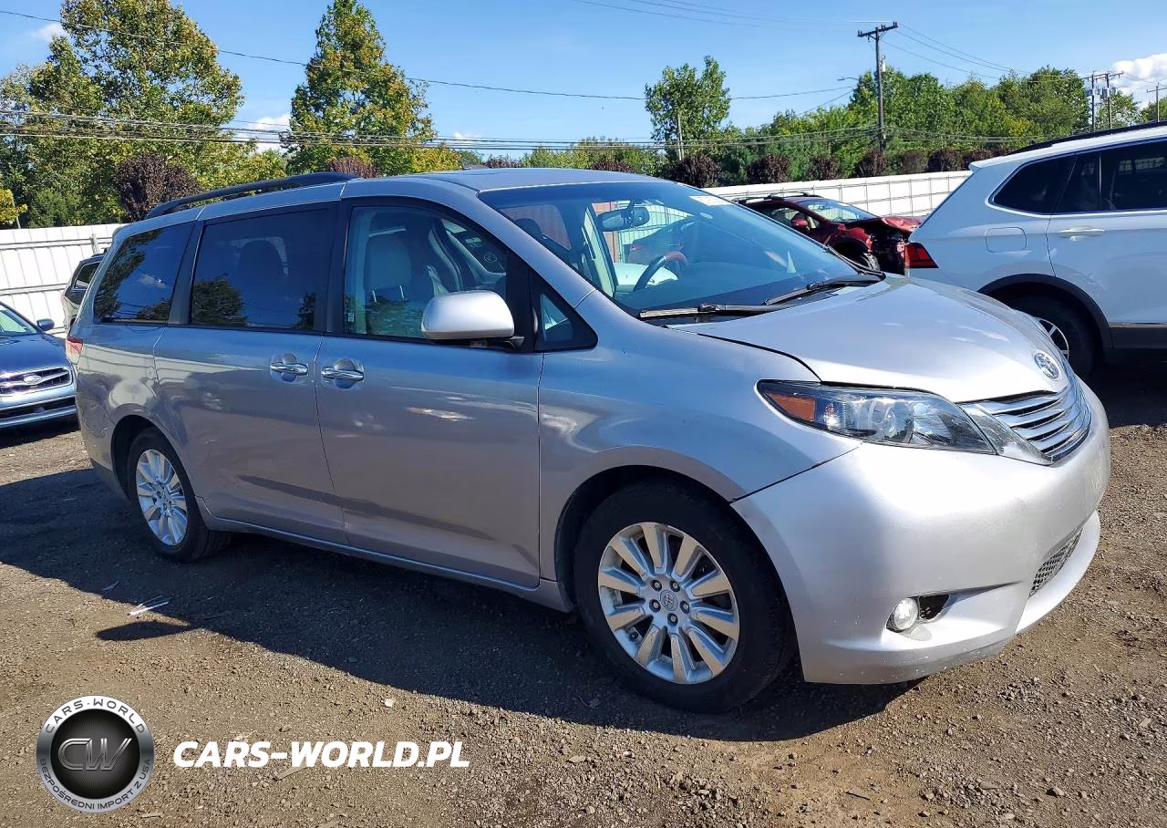 2012 Toyota Sienna Limited 7-Passenger VIN:5TDDK3DC4CS036325 - 4