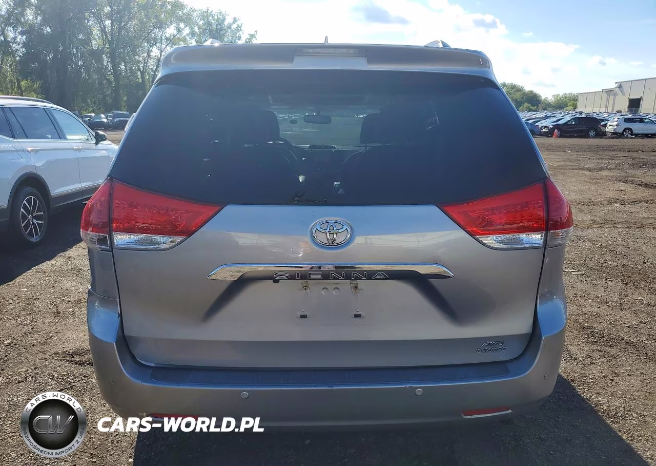 2012 Toyota Sienna Limited 7-Passenger VIN:5TDDK3DC4CS036325 - 6