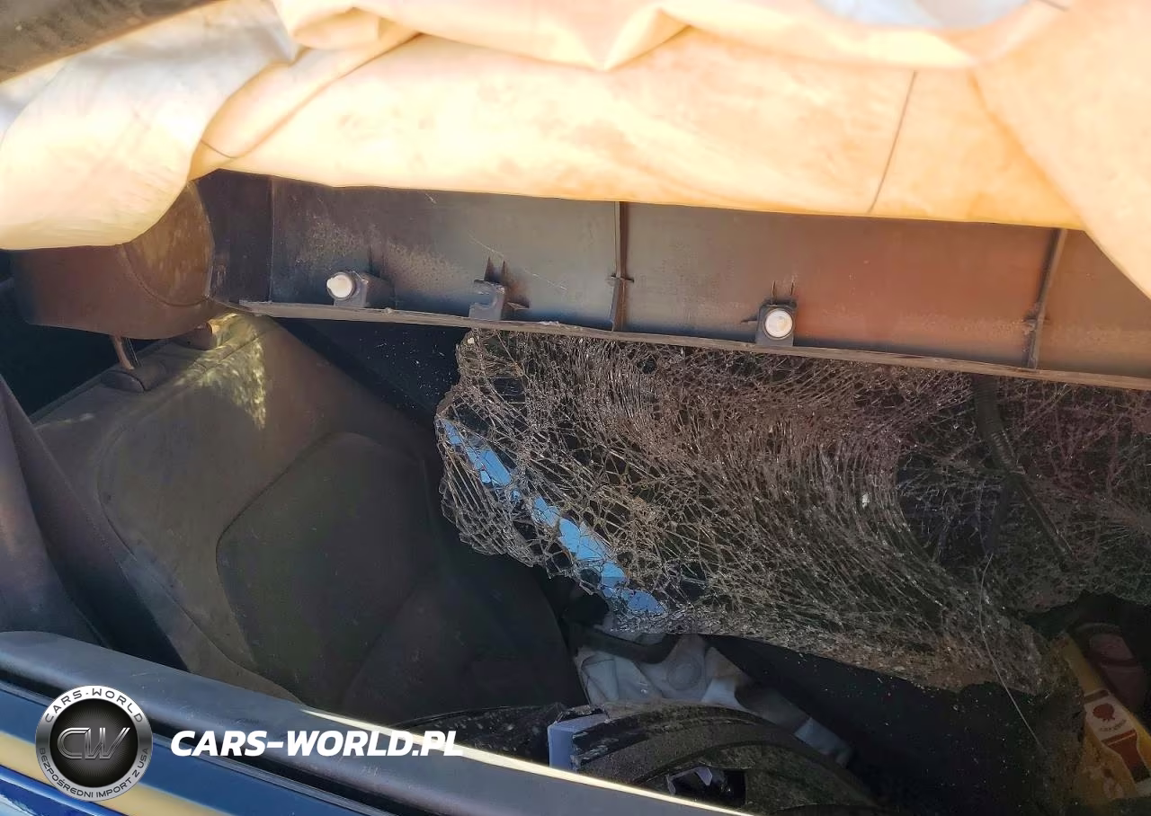 2026 Tesla Model Y VIN:7SAYGDED0TF426605 - 10