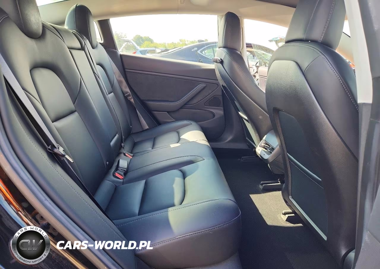 2018 Tesla Model 3 VIN:5YJ3E1EB3JF068262 - 10