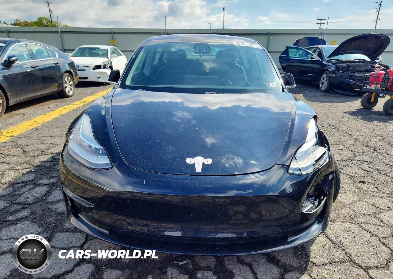 2018 Tesla Model 3 VIN:5YJ3E1EB3JF068262 - 5