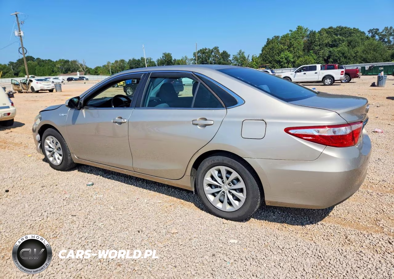 2016 Toyota Camry Hybrid Le VIN:4T1BD1FK7GU181138 - 2