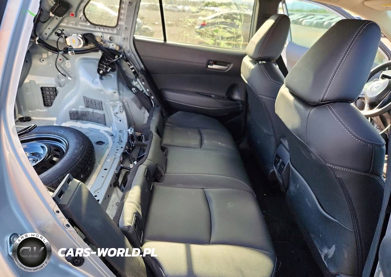 2026 Toyota Corolla Cross Xle VIN:7MUEAAAG9TV179764 - 10