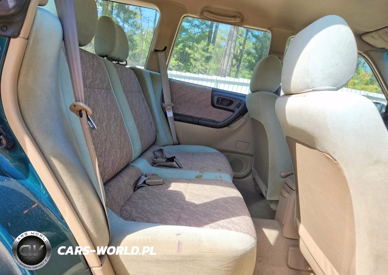1999 Subaru Forester L VIN:JF1SF6357XH737666 - 11