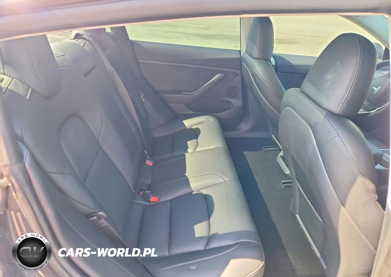 2023 Tesla Model 3 VIN:5YJ3E1EAXPF713067 - 10