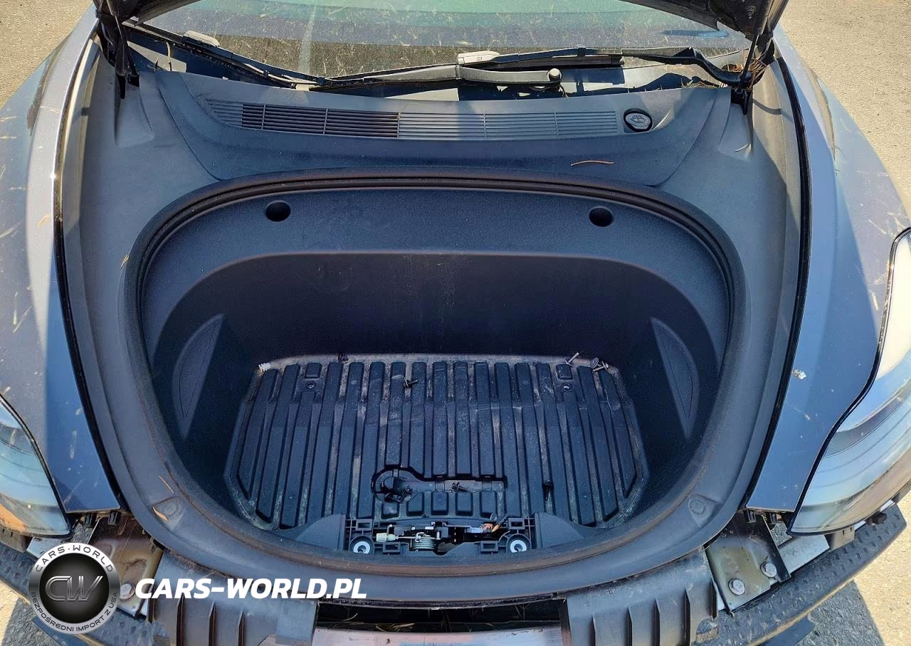 2023 Tesla Model 3 VIN:5YJ3E1EAXPF713067 - 11
