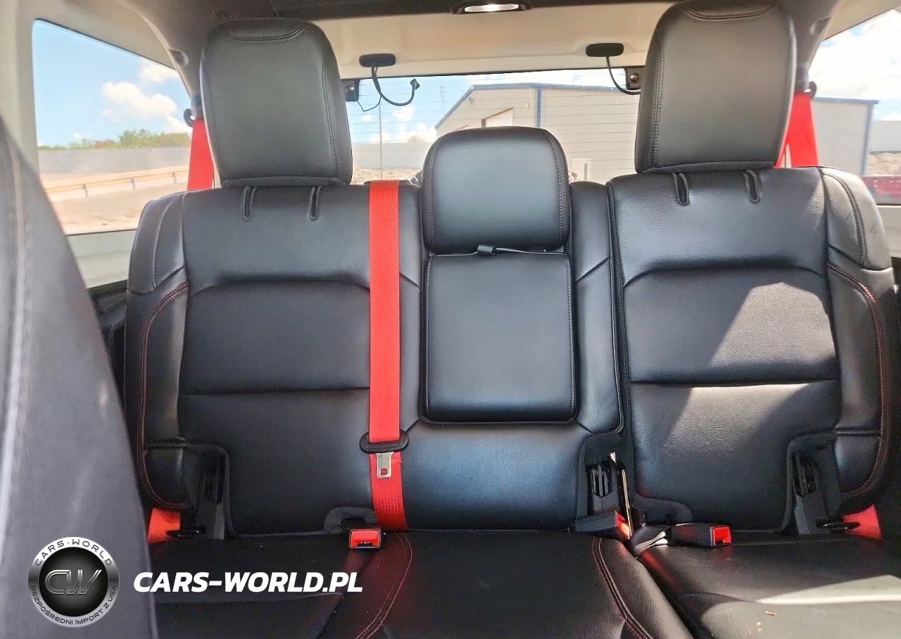2020 Jeep Wrangler Unlimited Rubicon VIN:1C4HJXFN7LW291822 - 10