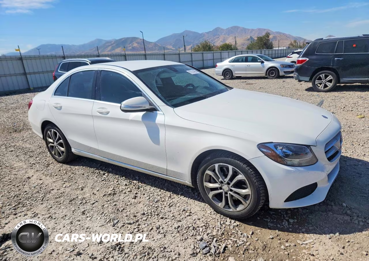 2015 Mercedes-Benz C 300 VIN:55SWF4JBXFU052759 - 4