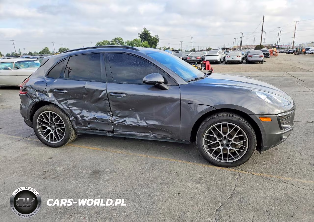 2018 Porsche Macan VIN:WP1AA2A5XJLB03982 - 4