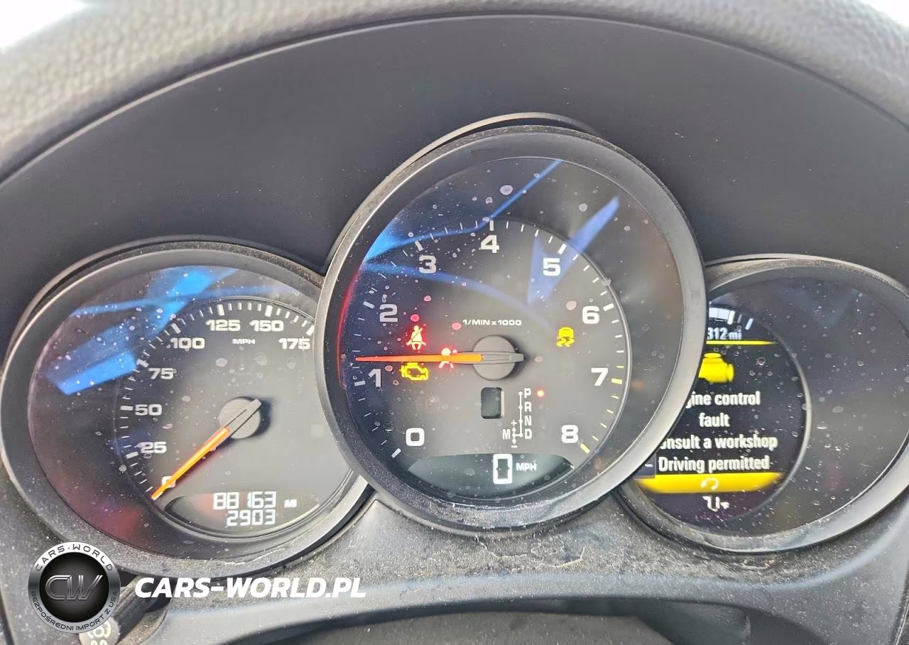 2018 Porsche Macan VIN:WP1AA2A5XJLB03982 - 9