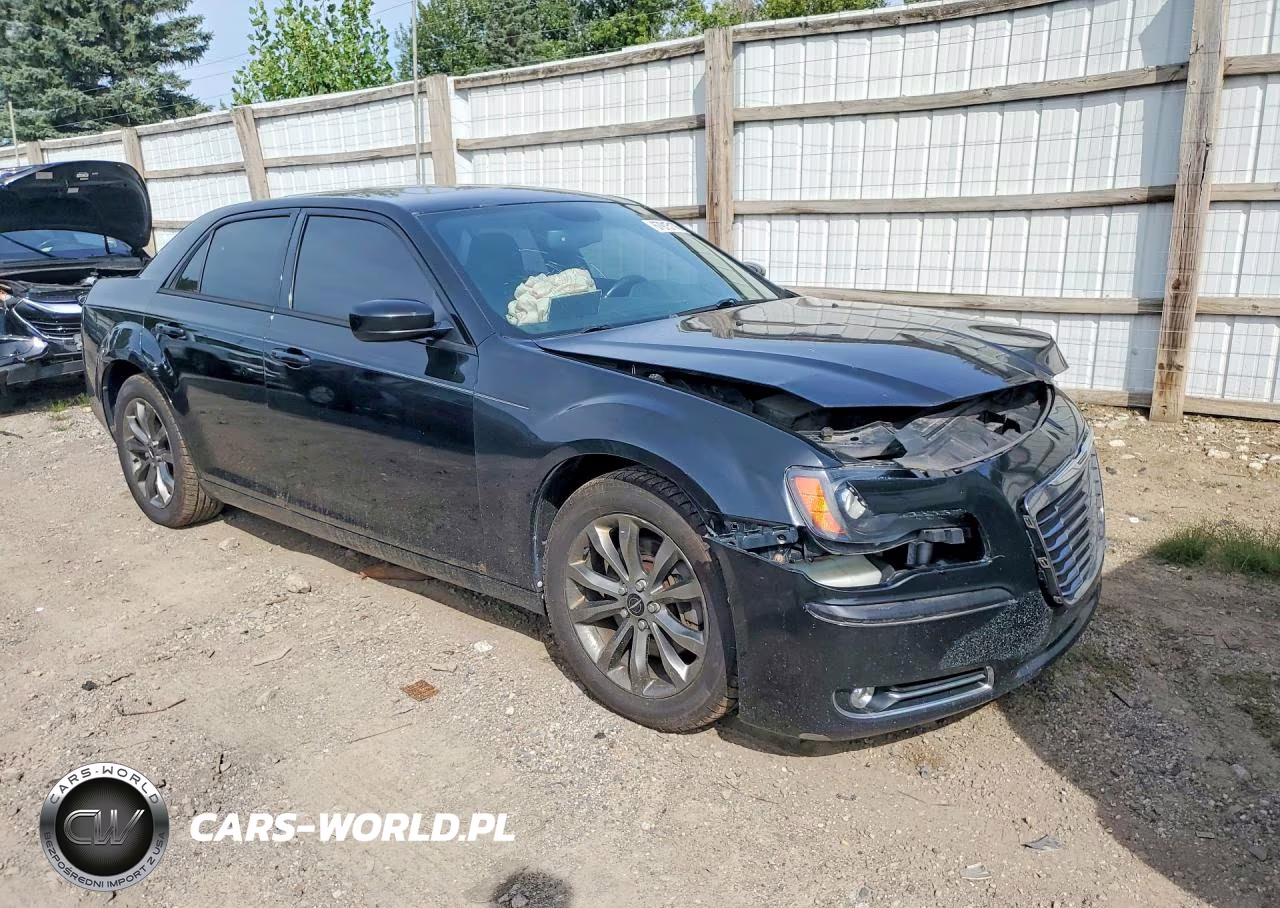 2014 Chrysler 300 S VIN:2C3CCAGG8EH229286 - 4