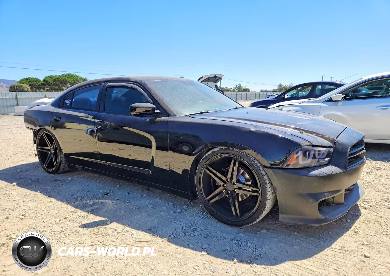 2013 Dodge Charger Se VIN:2C3CDXBG2DH628376 - 4