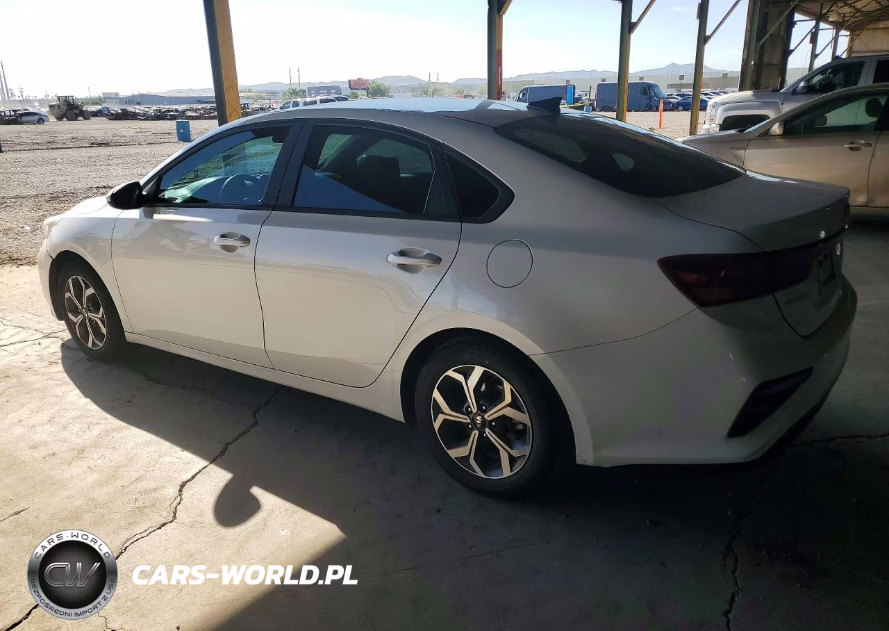 2021 Kia Forte Lxs VIN:3KPF24AD3ME359465 - 2