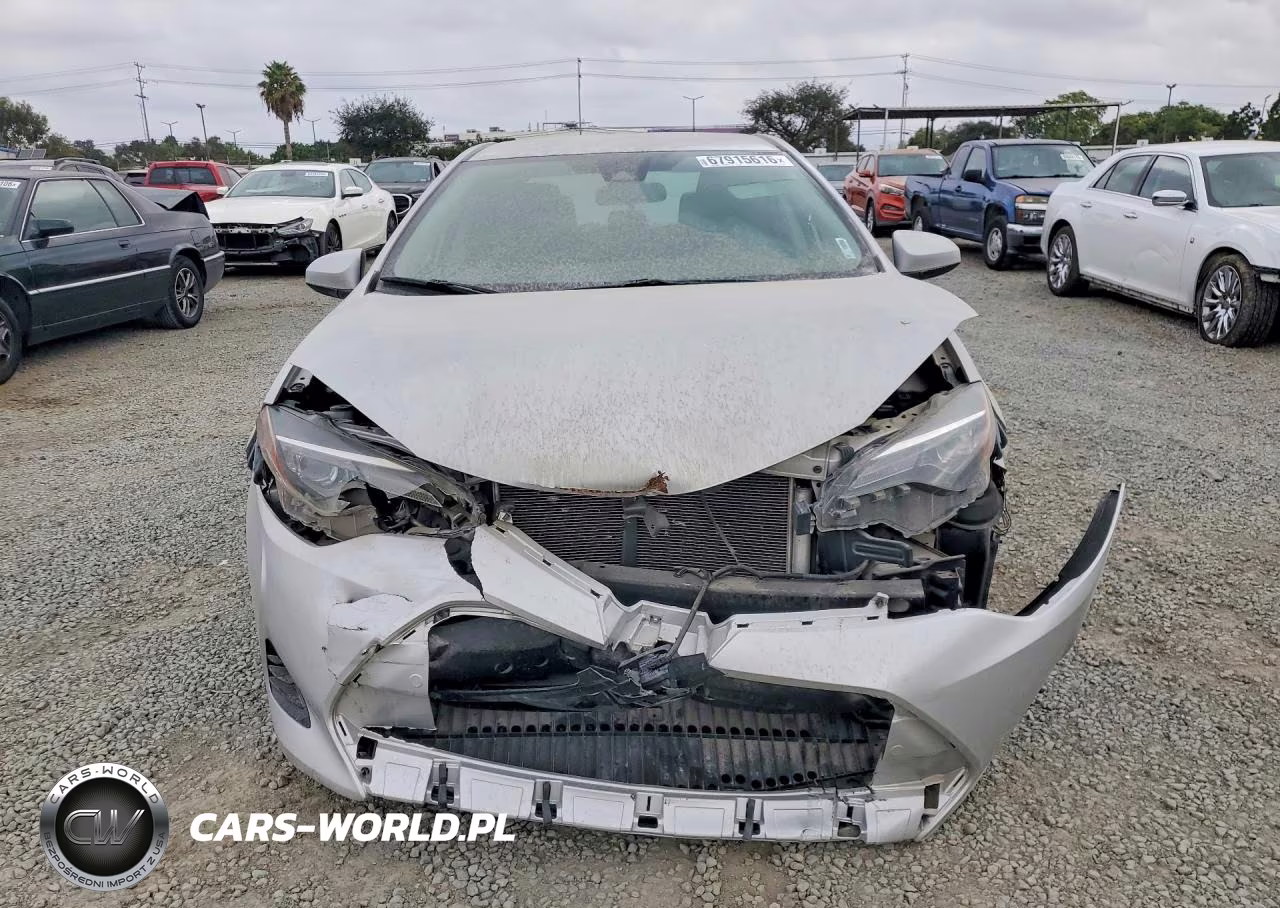 2017 Toyota Corolla L VIN:5YFBURHE2HP613904 - 5