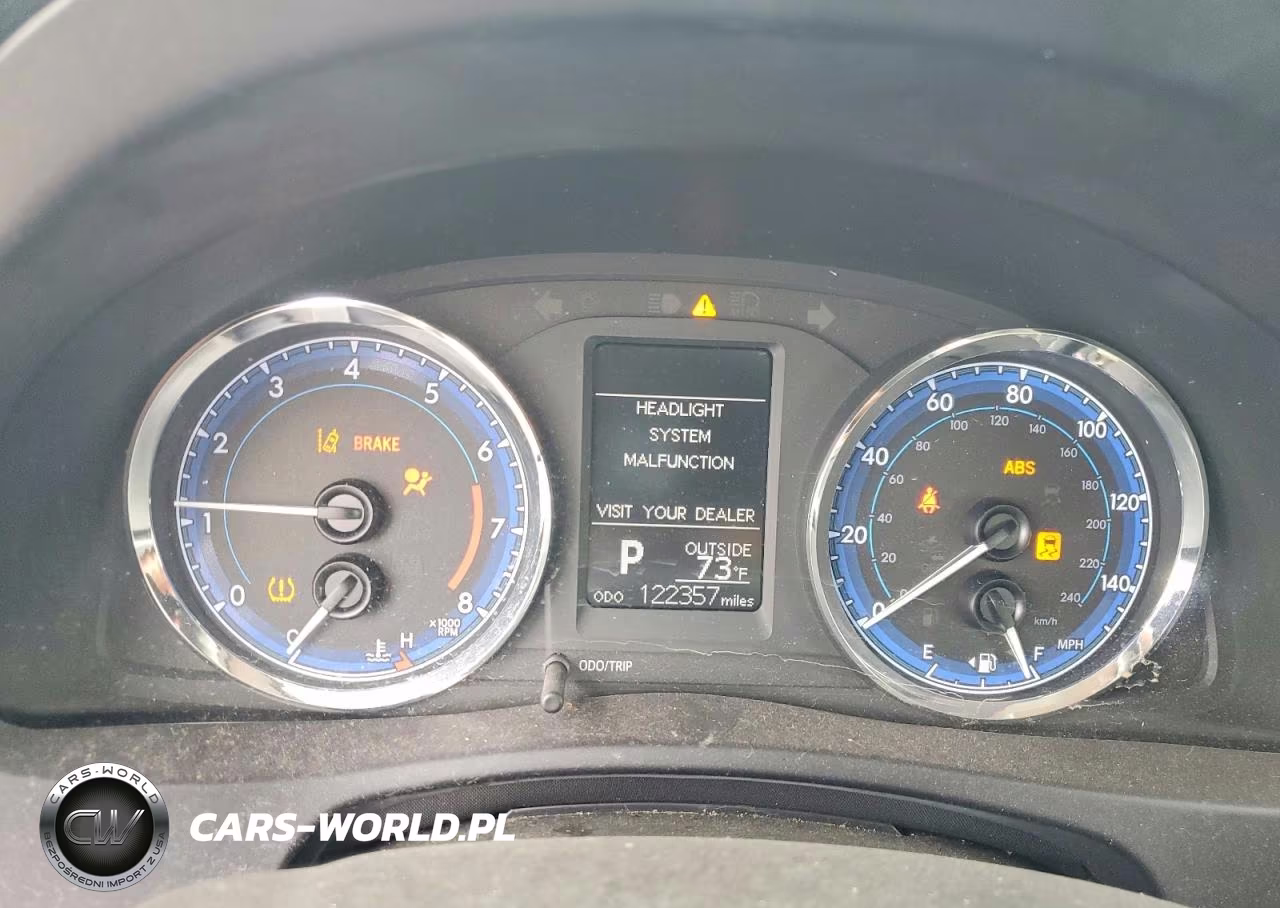 2017 Toyota Corolla L VIN:5YFBURHE2HP613904 - 9
