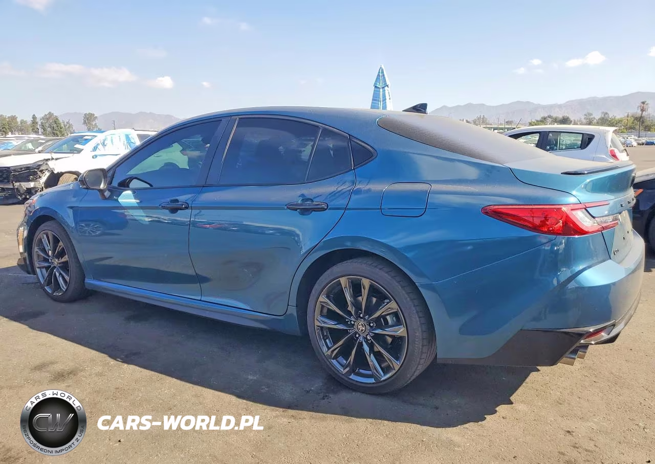 2026 Toyota Camry Le VIN:4T1DAACK5TU656365 - 2