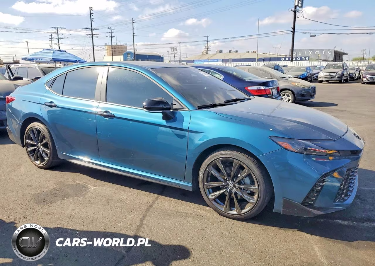 2026 Toyota Camry Le VIN:4T1DAACK5TU656365 - 4