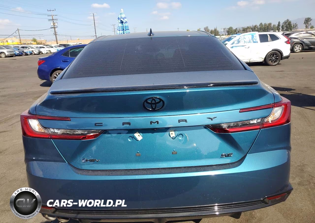 2026 Toyota Camry Le VIN:4T1DAACK5TU656365 - 6
