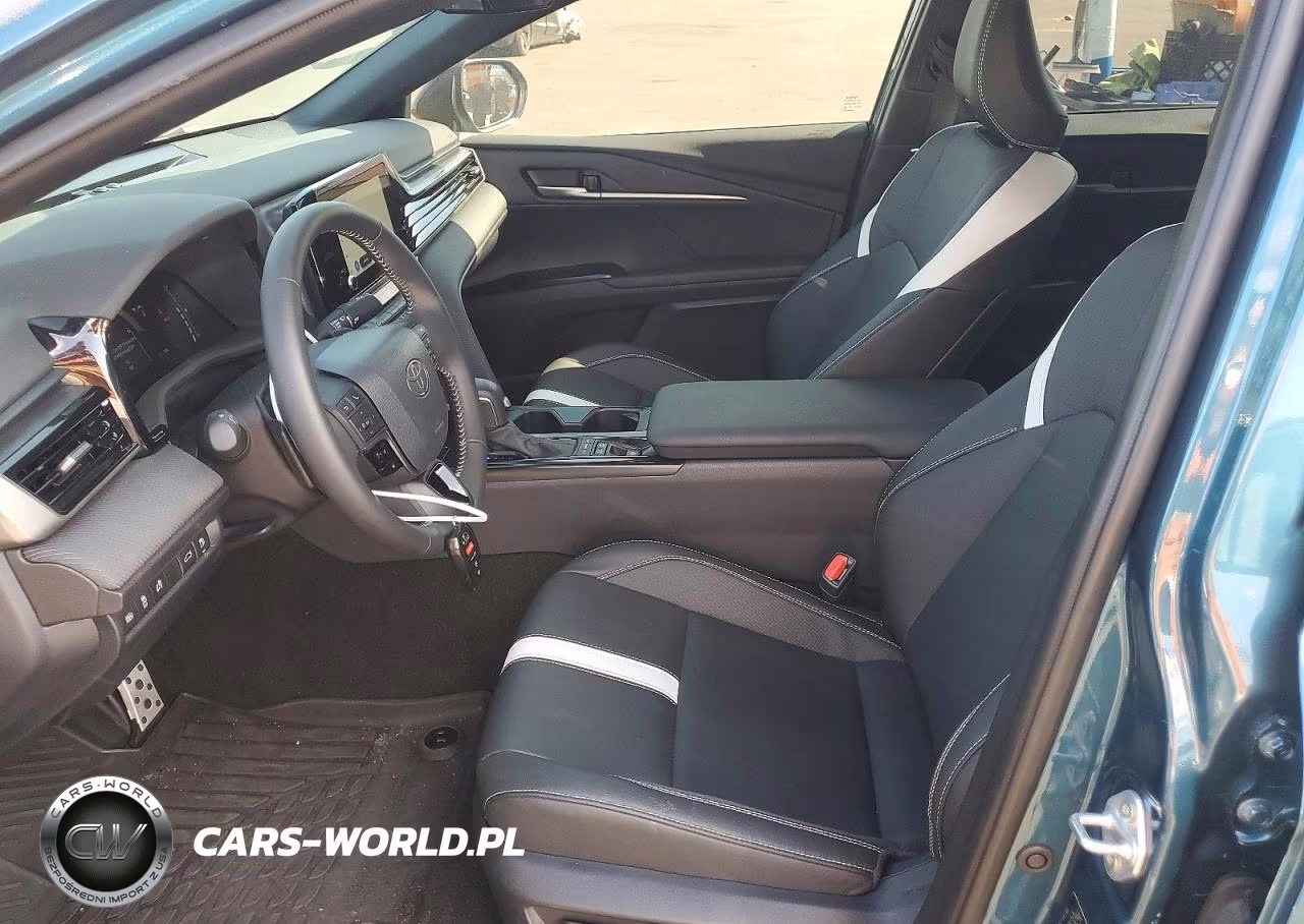 2026 Toyota Camry Le VIN:4T1DAACK5TU656365 - 7