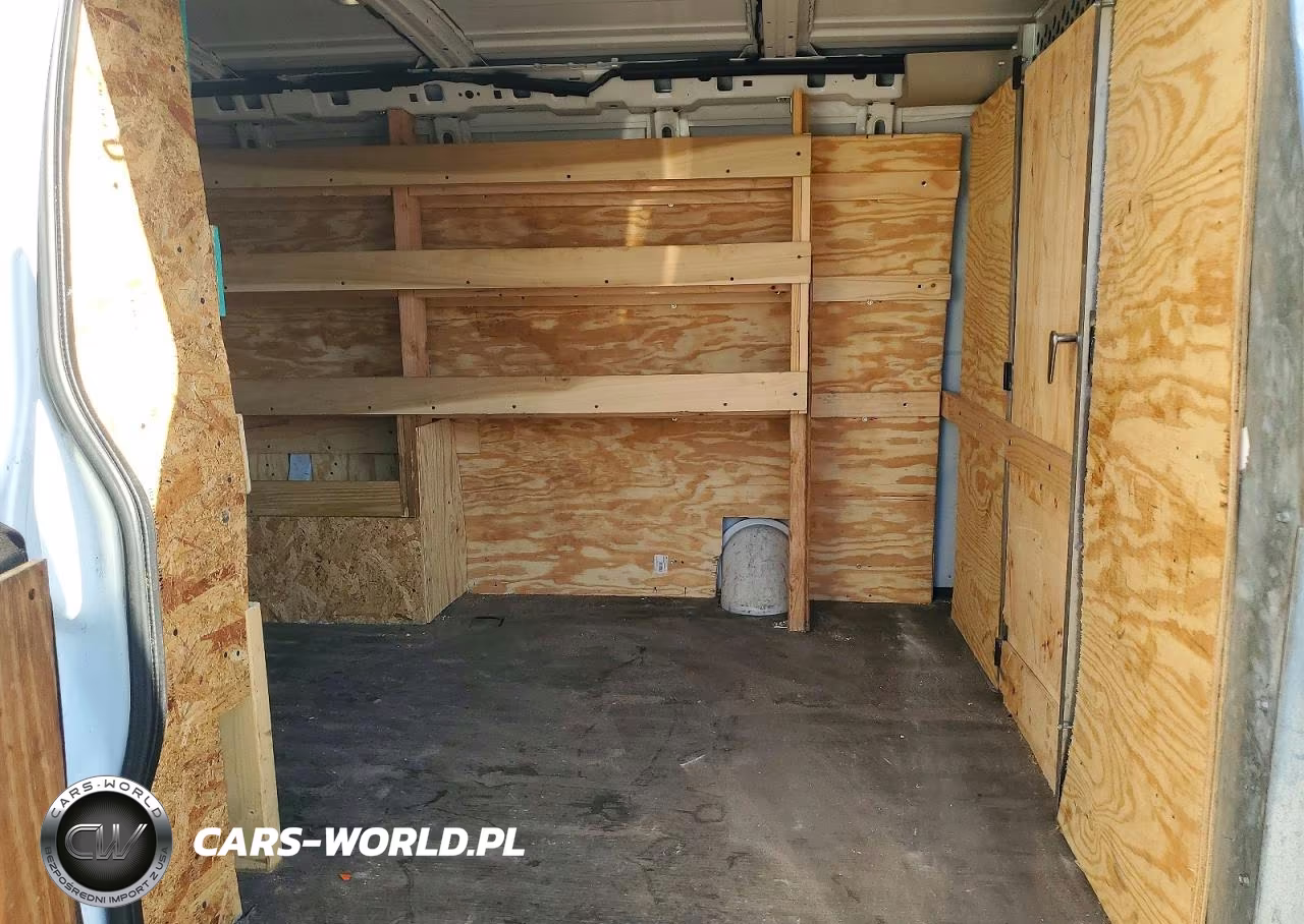 2019 Chevrolet Express G2500 VIN:1GCWGAFG0K1363752 - 10